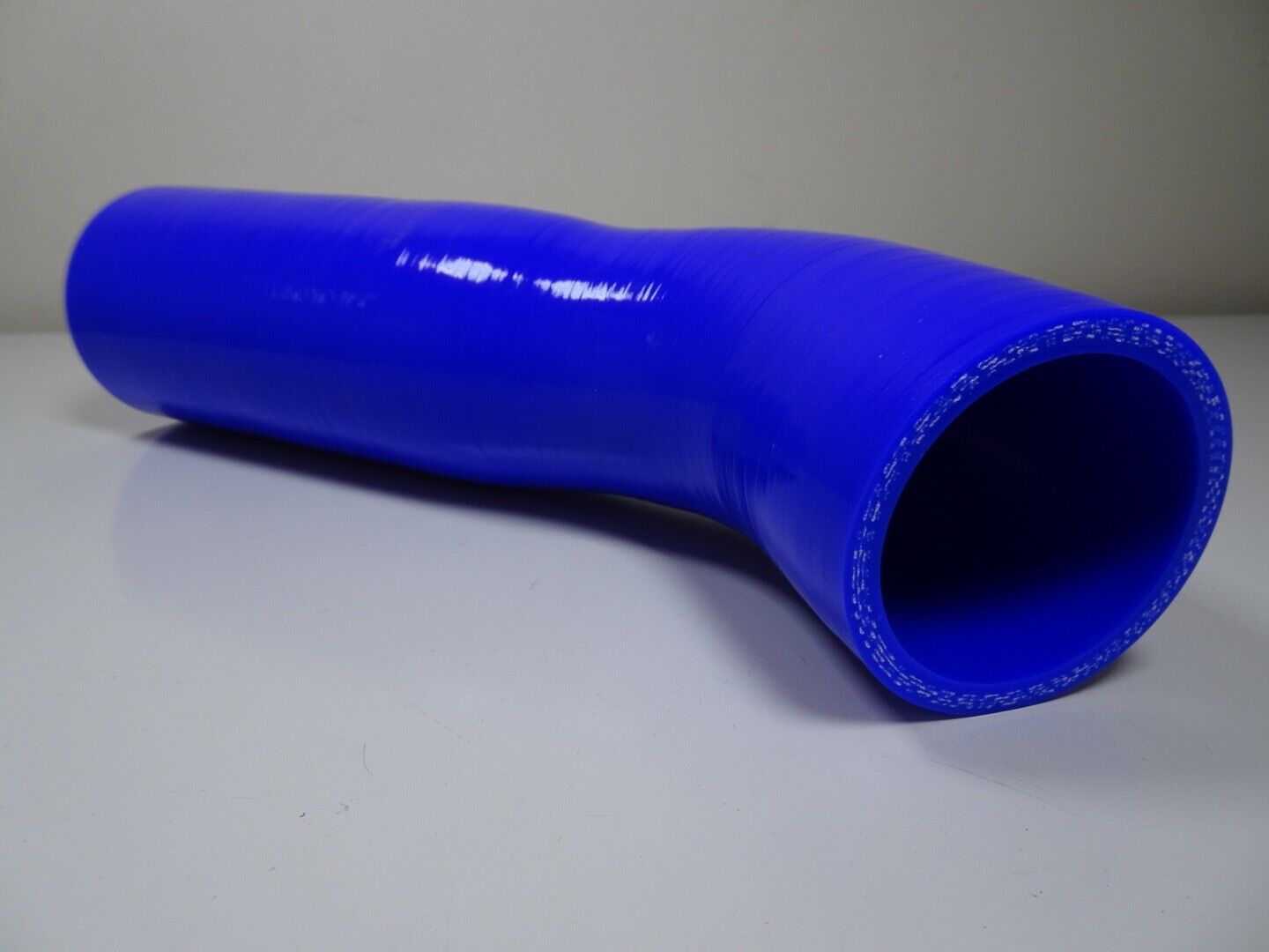 Ford Focus ST ST225 XR5 Blue Induction Crossover Pipe to Turbo 7-ply Silicone Hose