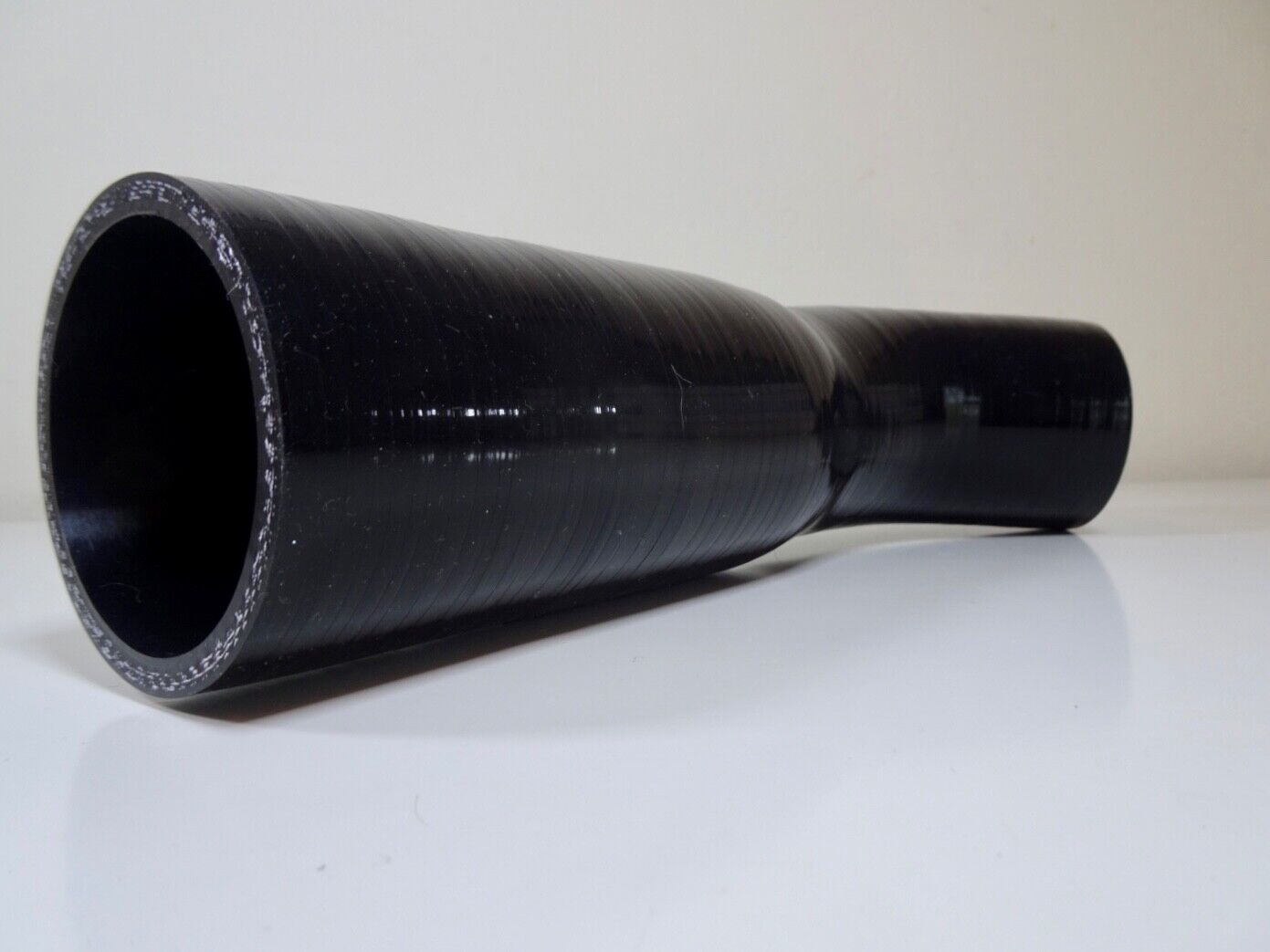 Ford Focus ST ST225 XR5 Black Induction Crossover Pipe to Turbo 7-ply Silicone Hose