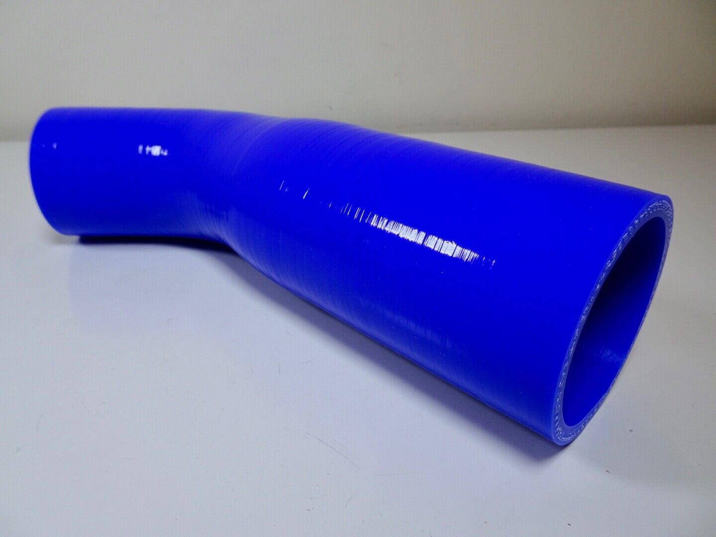Ford Focus ST ST225 XR5 Blue Induction Crossover Pipe to Turbo 7-ply Silicone Hose